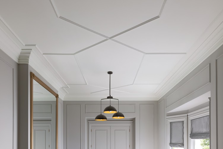 Geometric ceiling detail created with molding. #architecturaldetail #moldings
