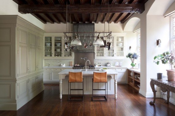 British Bespoke Kitchens :: The Best of Timeless Design